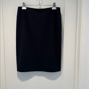 Ellie Tahari size 6 navy pencil skirt